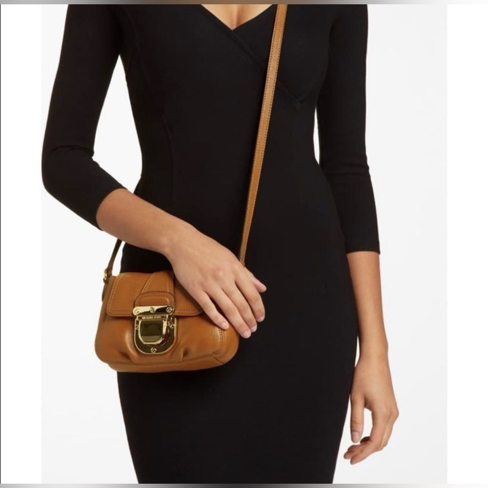 MICHAEL KORS Charlton Brown Leather Gold Push Lock Crossbody Shoulder Bag Purse - Picture 1 of 16
